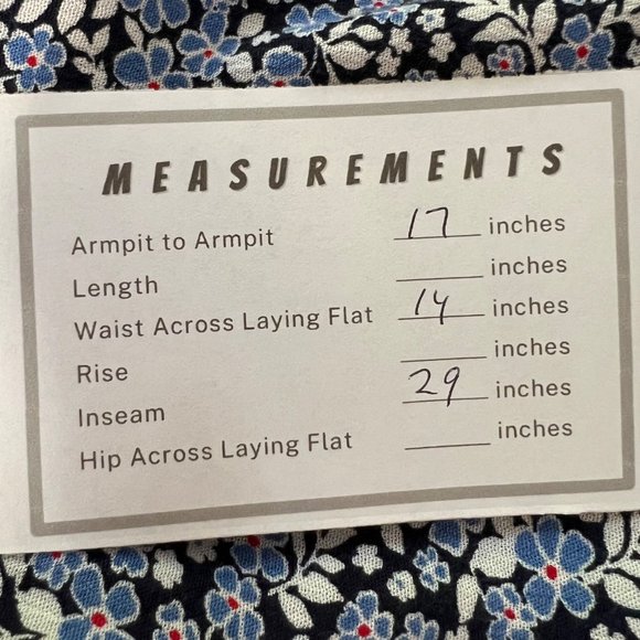 Francescas Collection Cameron Womens Blue Floral Romper Jumpsuit size Medium - Picture 14 of 15